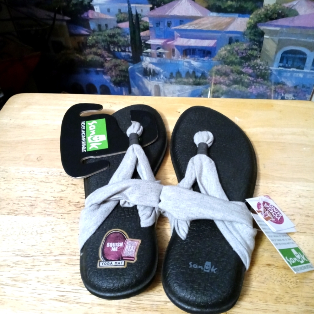 🤼 SANUK "FUN" YOGA SLIPPERS,9"🤹🤸